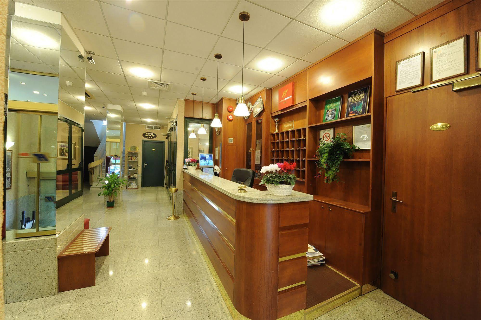 Hotel Tirreno Genoa Exterior photo