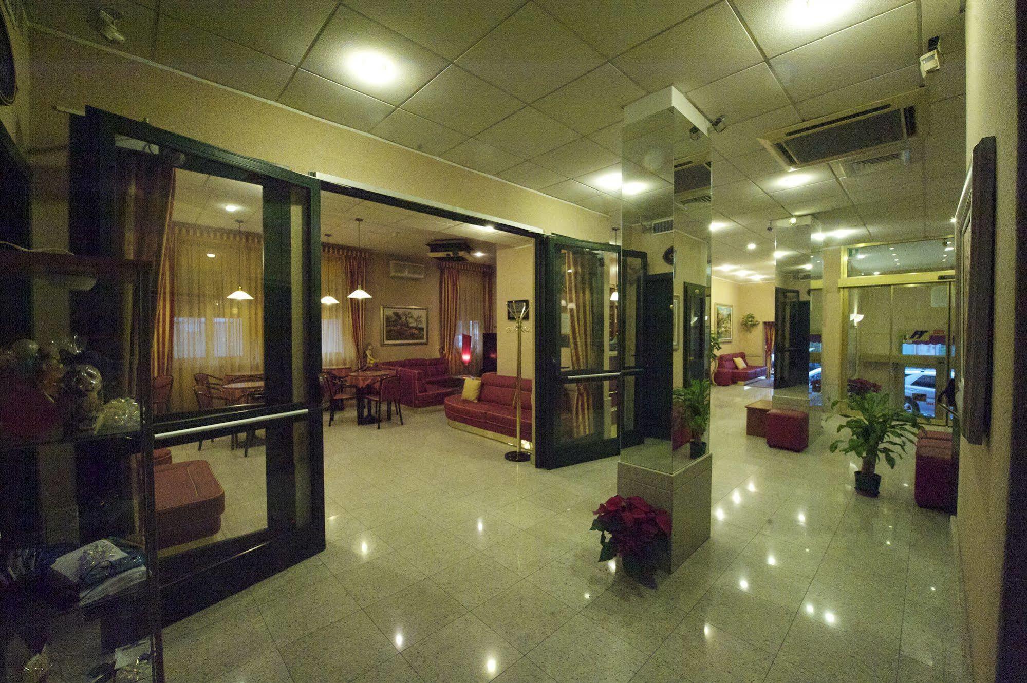 Hotel Tirreno Genoa Exterior photo