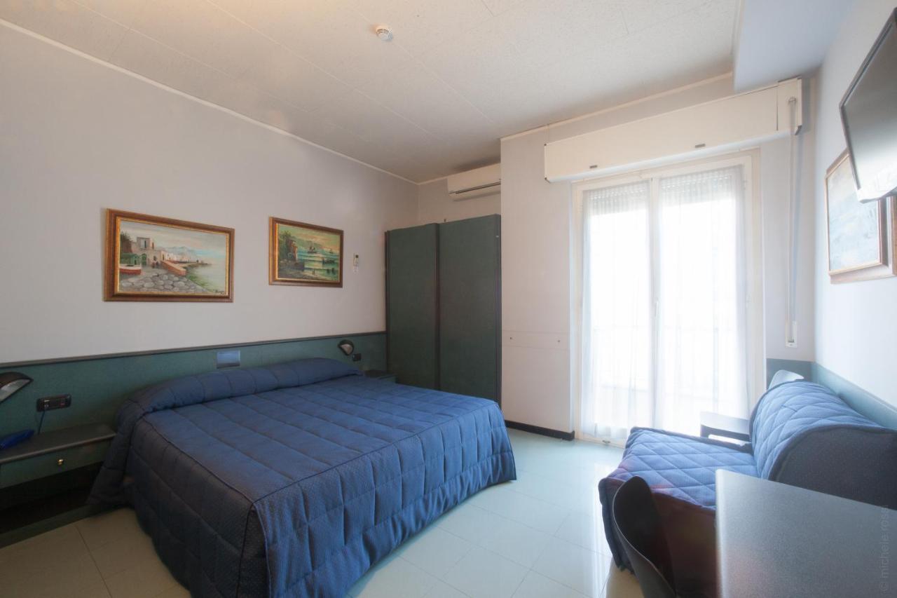 Hotel Tirreno Genoa Exterior photo