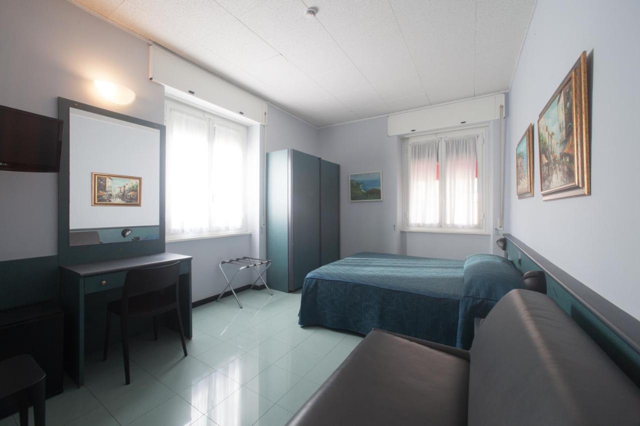 Hotel Tirreno Genoa Exterior photo
